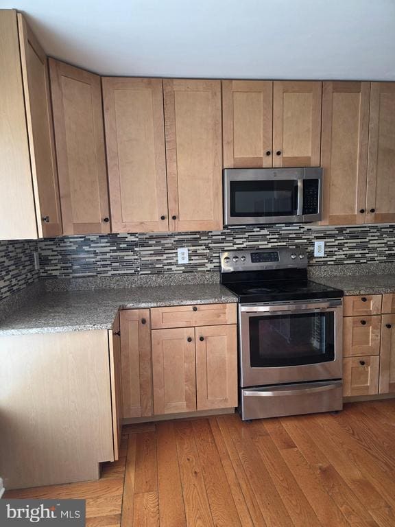 Building Photo - 529 Schooner Way