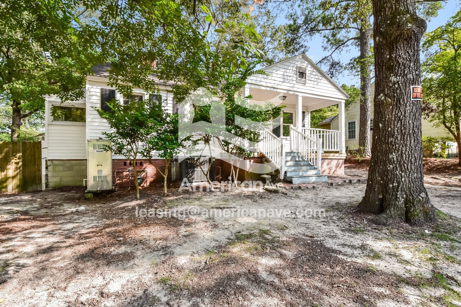 Building Photo - 302 Arbor Dr