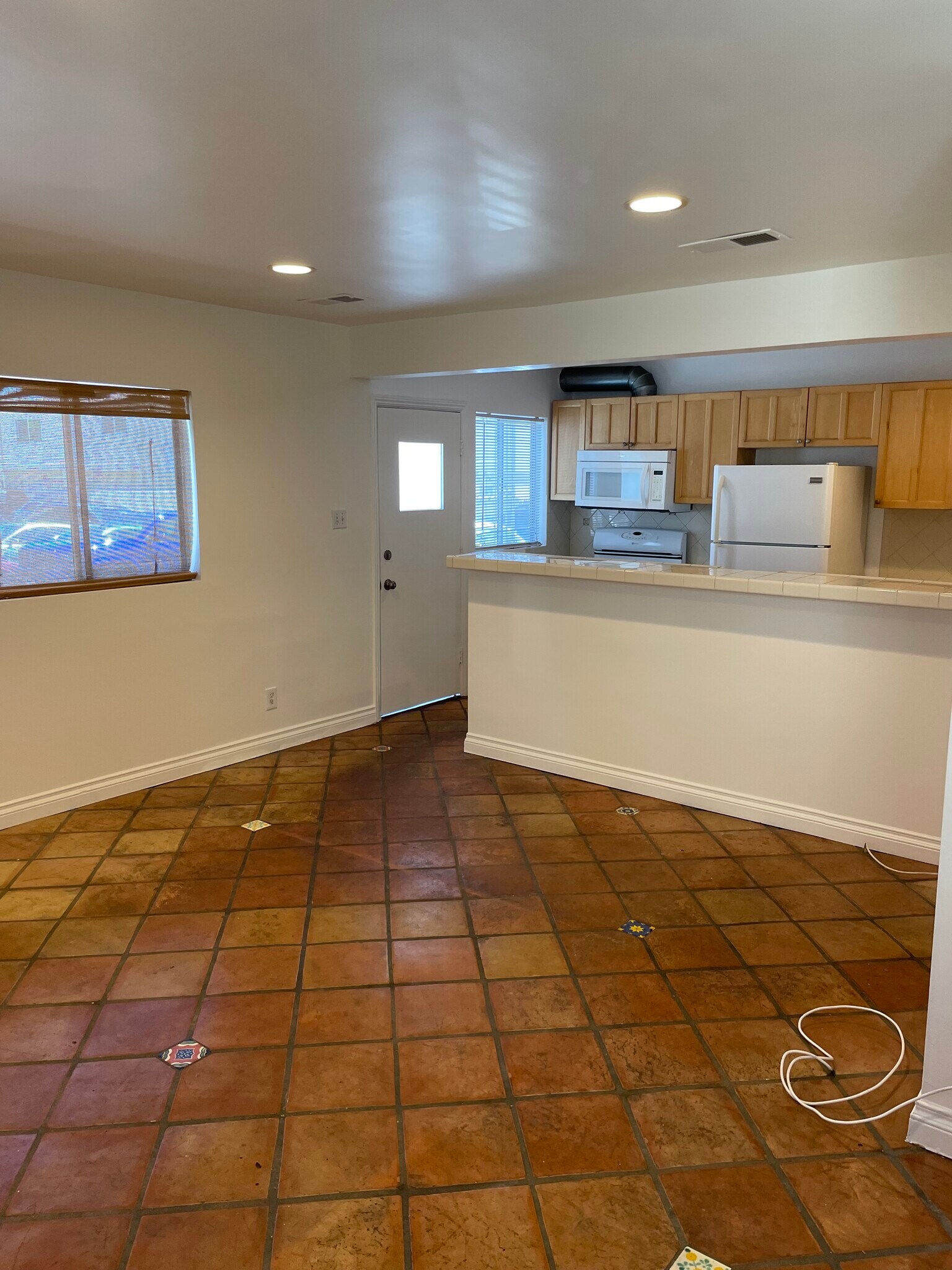 Family room - 1436 Harvard St