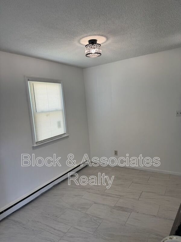 Building Photo - 1109 Garrison St