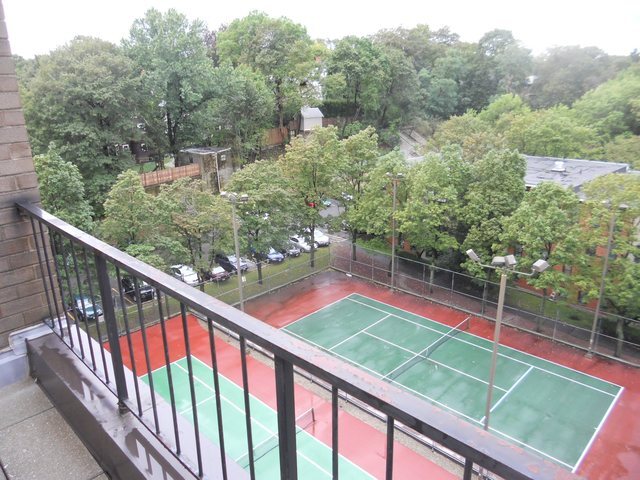 Tennis courts - 77 Pond Ave