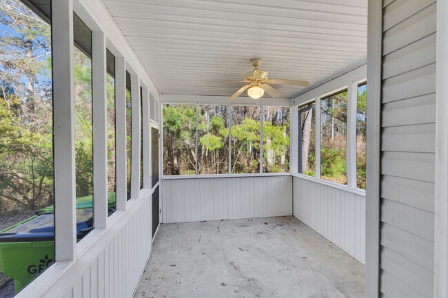 Building Photo - 109 Trinity Dr