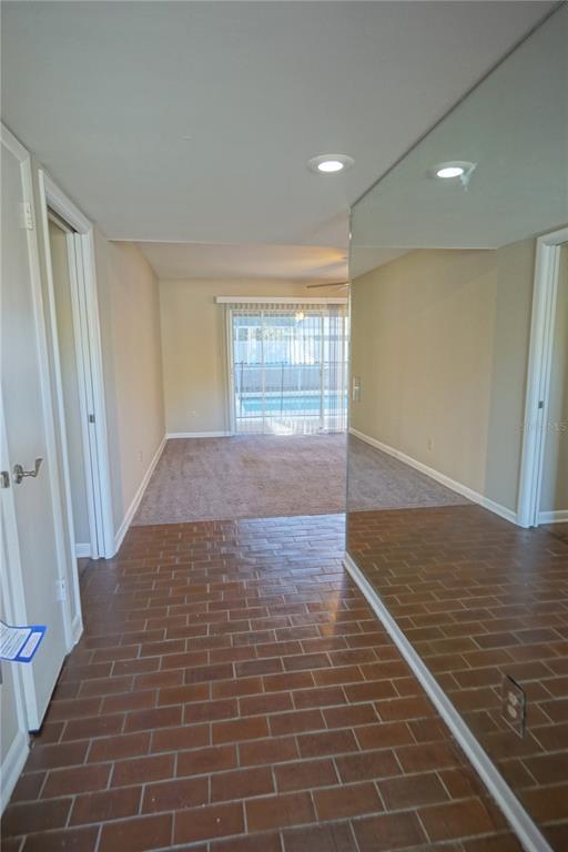 Building Photo - 10411 Butia Pl