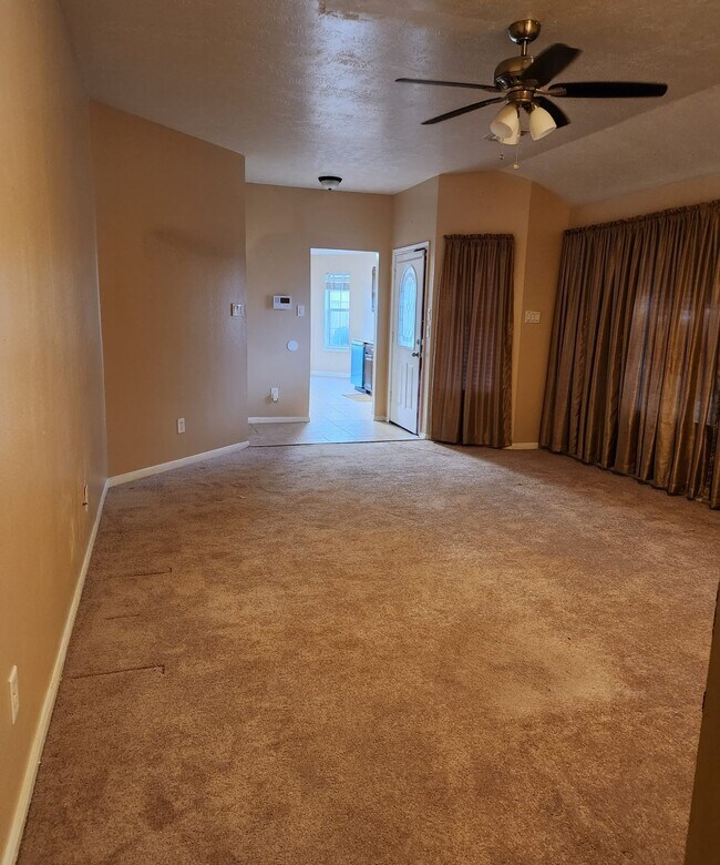 Building Photo - 2007 Goldspring Ln