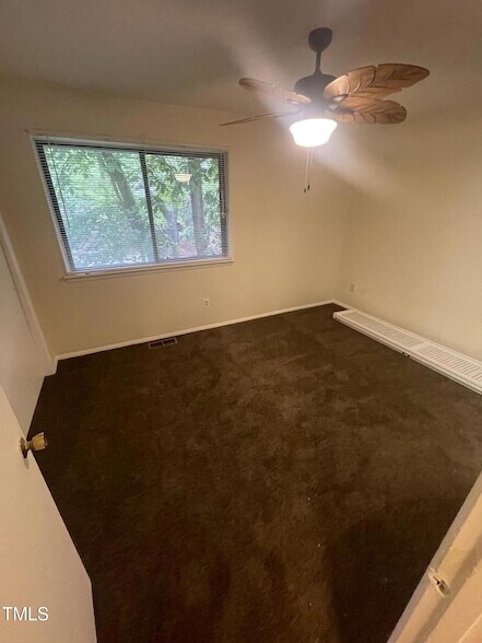 Building Photo - 1223 Teakwood Pl