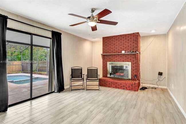 Building Photo - 168 Westwood Dr