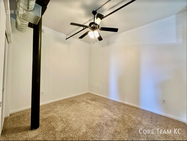 Building Photo - 204 Walnut St