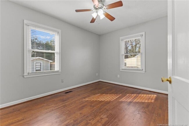 Building Photo - 1001 Anarine Rd