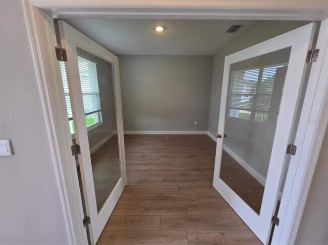 Building Photo - 2212 Sienna Spruce St