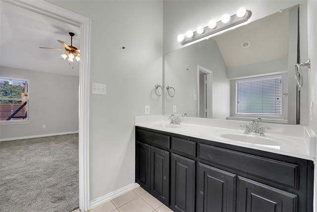 Building Photo - 734 Brazos Way