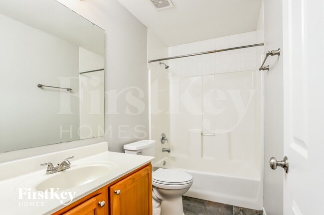 Building Photo - 7401 Cinnamon Teal Dr