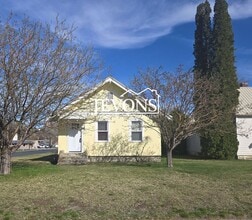 Building Photo - 2-bedroom single-family home near Naches A...