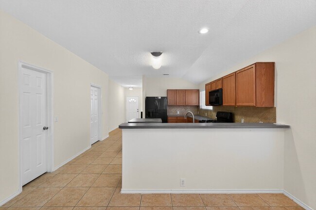 Building Photo - 20114 Larkspur Landing