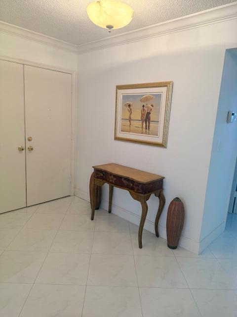 Building Photo - 1180 S Ocean Blvd