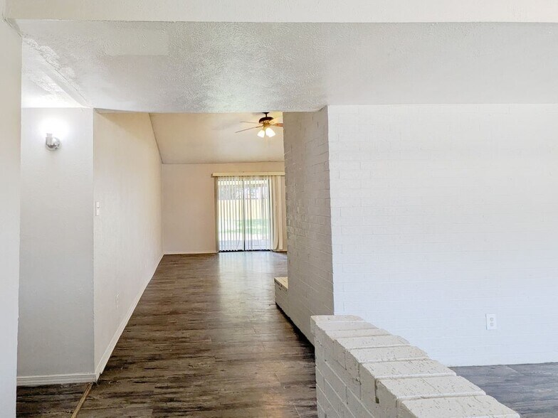 Building Photo - 602 Heritage Hill Dr