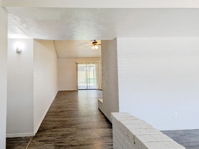 Building Photo - 602 Heritage Hill Dr