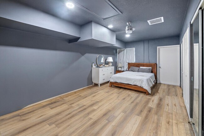 Building Photo - 1145 Hickory Trail