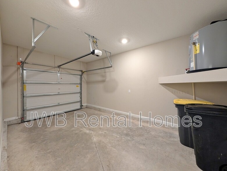 Building Photo - 1635 Pottsburg Point Dr