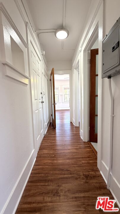 Building Photo - 54 Rose Ave