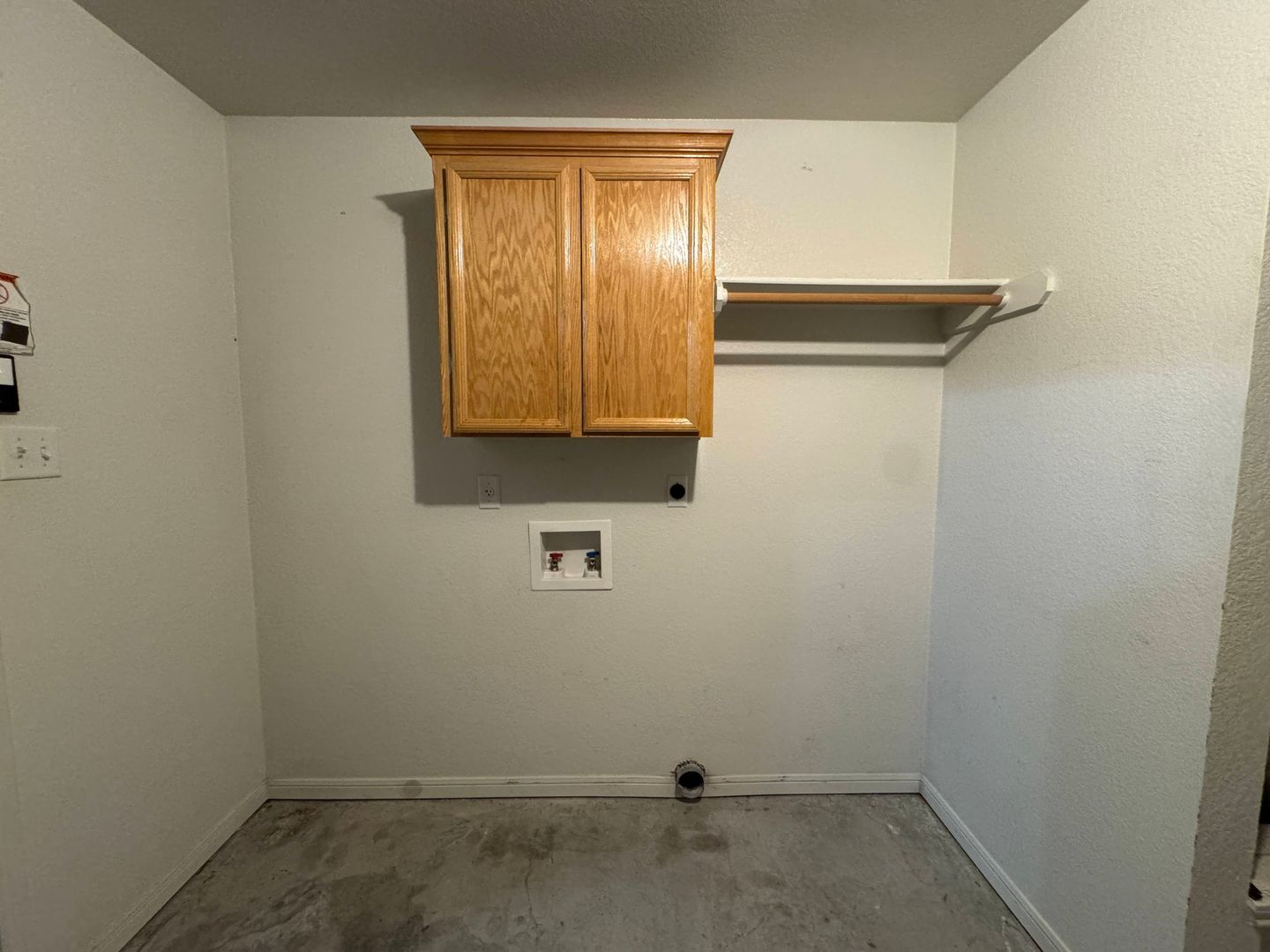 Building Photo - 1204 Cinch Dr