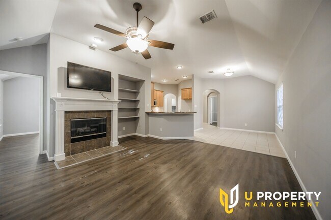 Building Photo - One-story 3B2B in Stonebridge Ranch