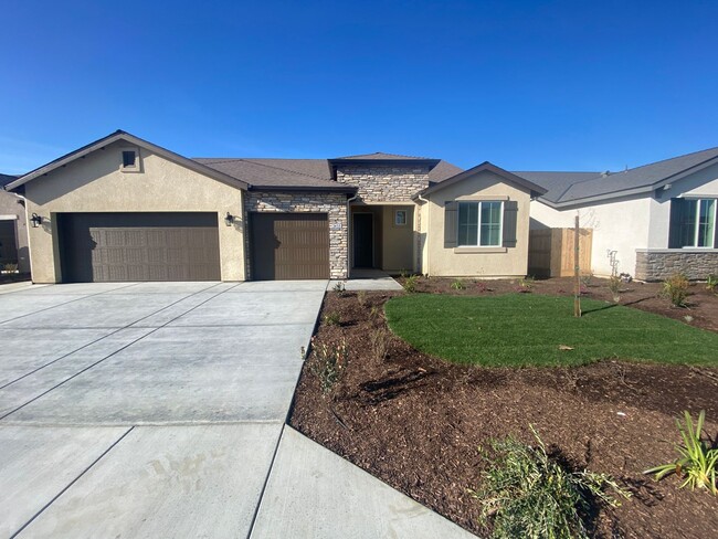 Primary Photo - New 4 bedroom home available soon in Tulare!