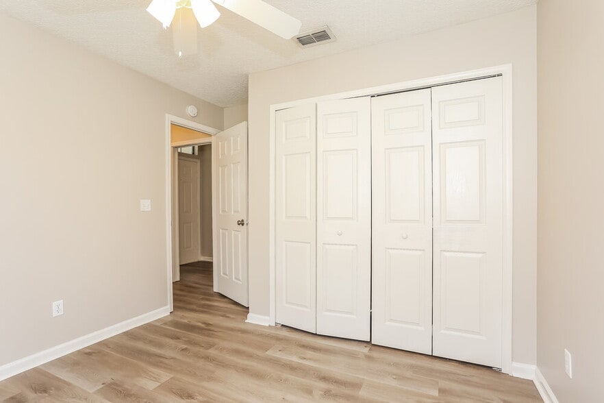 Building Photo - 1560 Beecher Ln