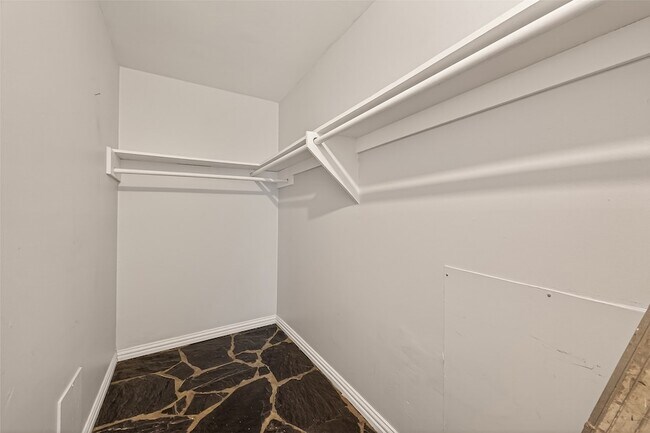 Building Photo - 9029 Gaylord Dr