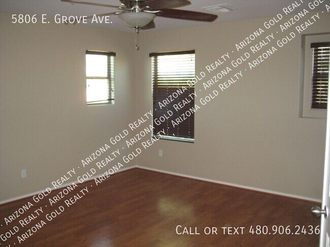 Building Photo - 5806 E Grove Ave