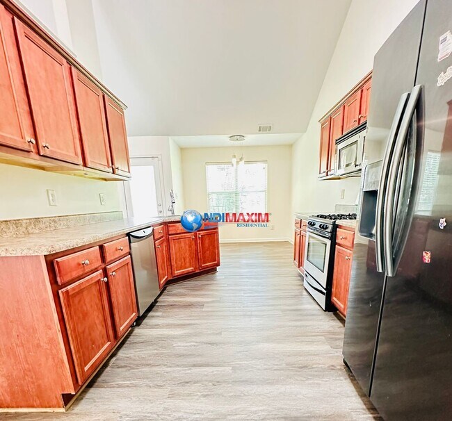 Building Photo - Very nice ranch in the MILL CREEK cluster ...