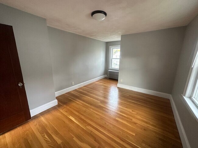 Building Photo - 238 Ashcroft Rd