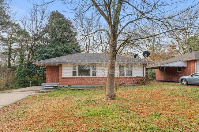 Primary Photo - 575 Georgia Ave