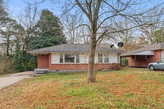 Building Photo - 575 Georgia Ave