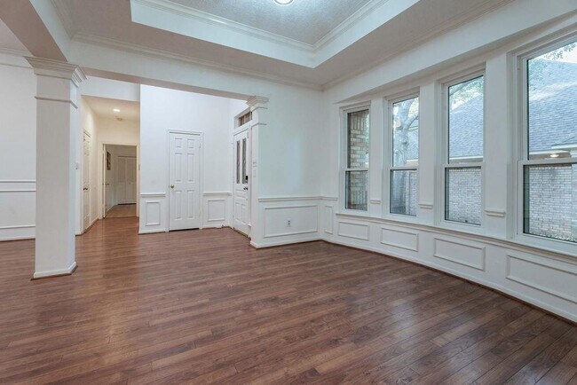 Building Photo - 127 S Copperknoll Cir