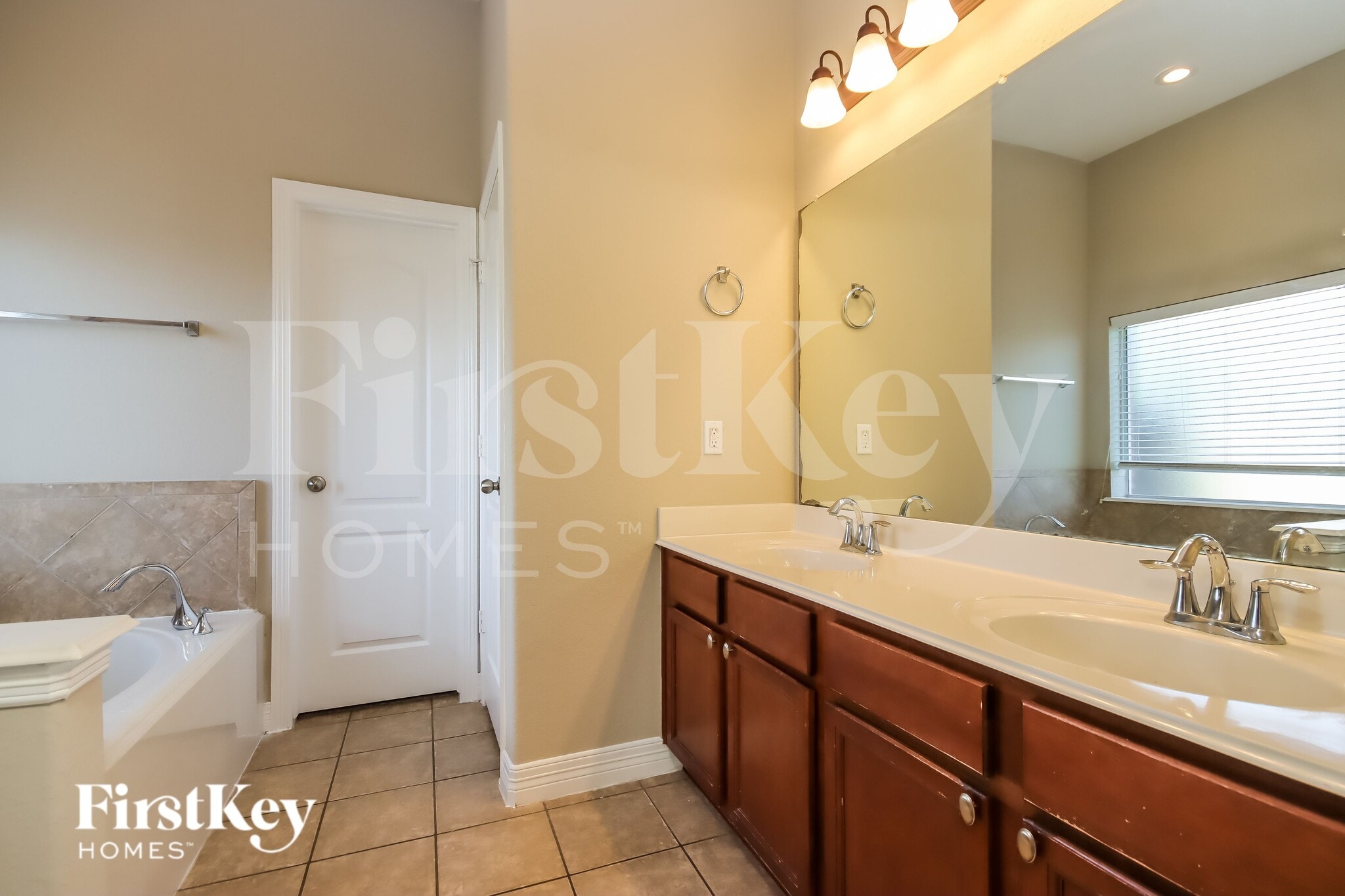 Building Photo - 21630 Hansom Dr