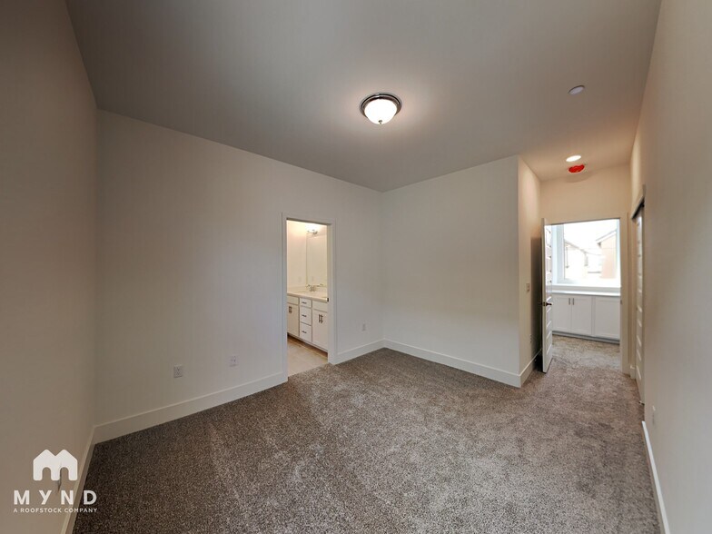 Building Photo - 10564 Trill Wy