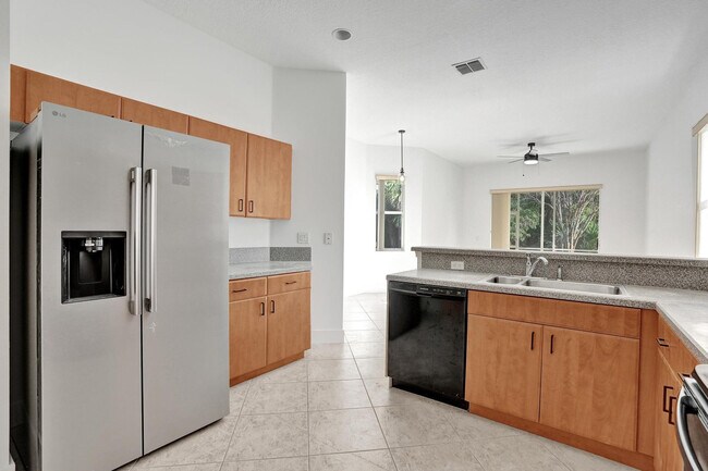 Building Photo - 118 NW Pleasant Grove Way