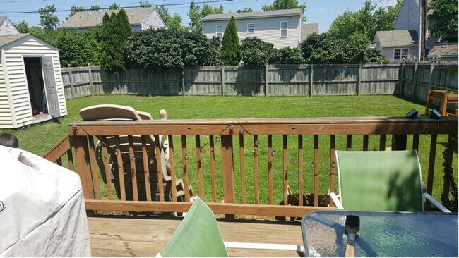 Building Photo - 6904 Tulane Ave