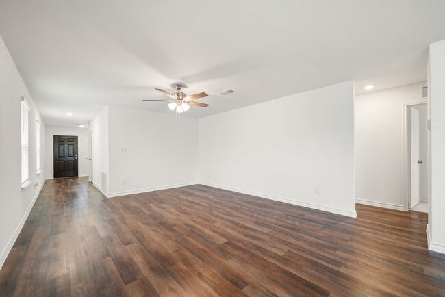 Building Photo - Charming Rental in the Growing Dove Song Subdivision of Marion, TX - Realtor Commission: $350