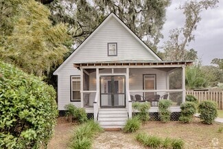 Building Photo - 3206 Robertson Ave