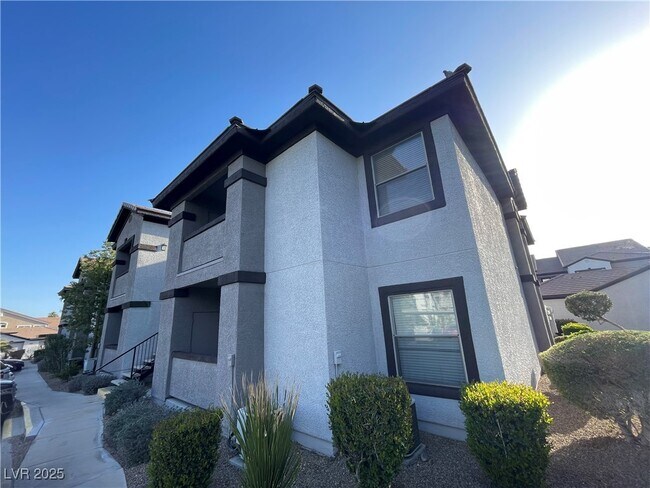 Primary Photo - 45 Maleena Mesa St