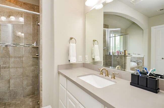 Building Photo - 27522 Blackstone Canyon Ln