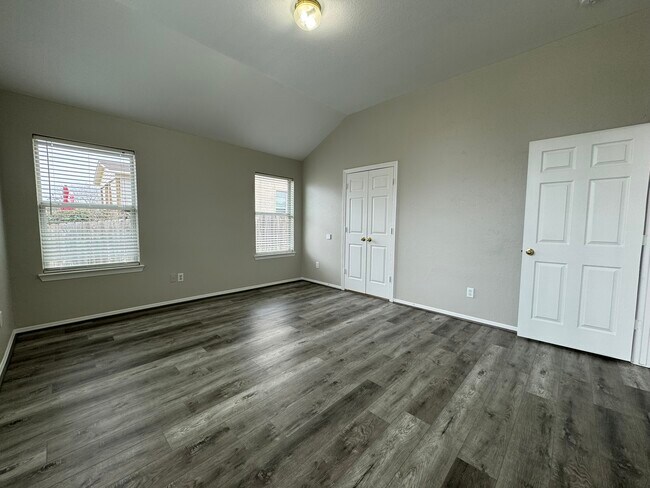 Building Photo - 13196 Miller Ln