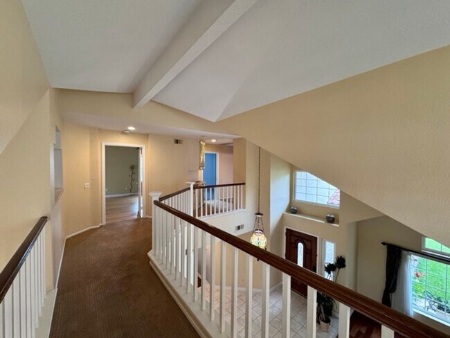Building Photo - 5 bedroom South Temecula home with a Pool ...