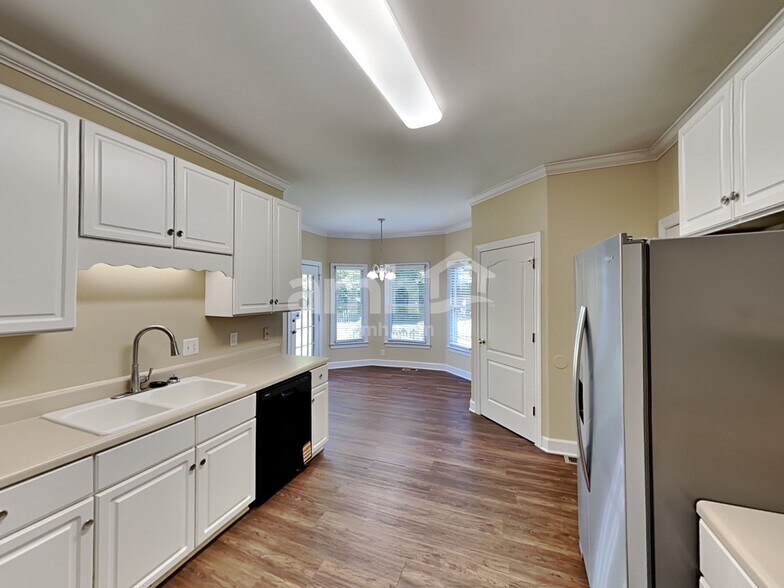 Building Photo - 2710 Soaring Eagle Ct