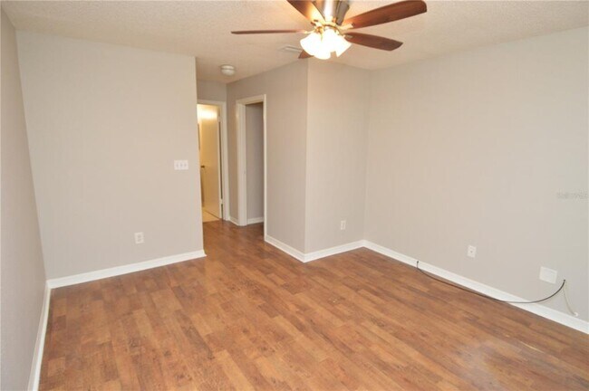 Building Photo - 10263 Gandy Blvd N
