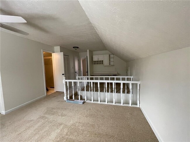 Building Photo - 3145 Queens Walk