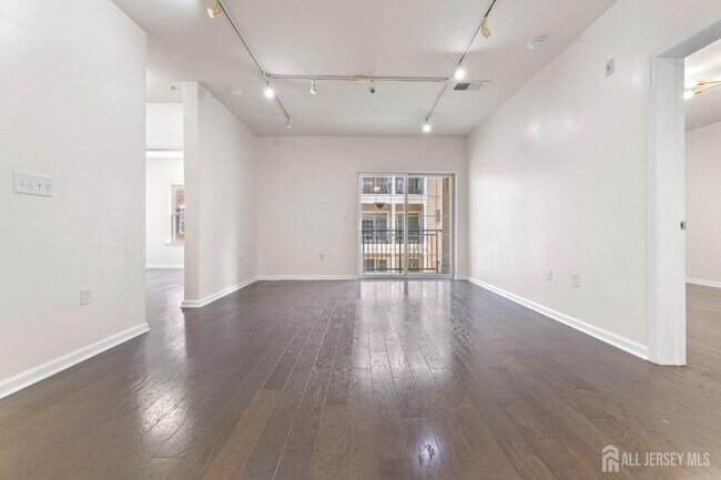 Building Photo - 434 Micali Way