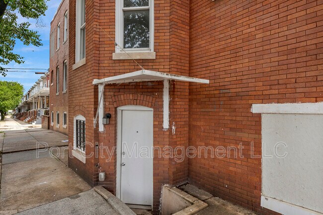 Building Photo - 2800 Harford Rd