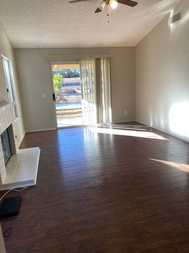 Building Photo - Sun Lakes Senior Stunner